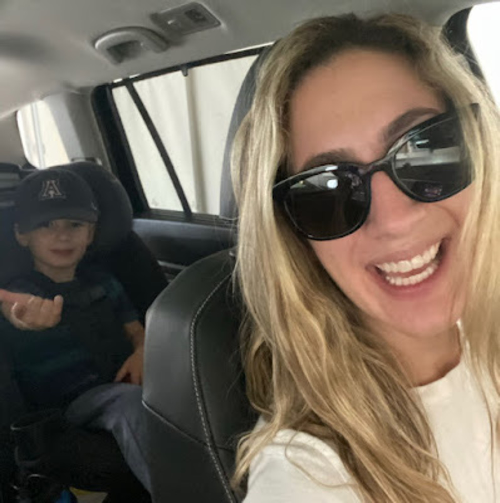 Meet your Posher, Sara